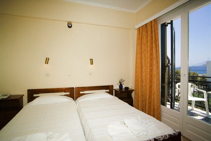 Niki Hotel Samos Town Bagian luar foto